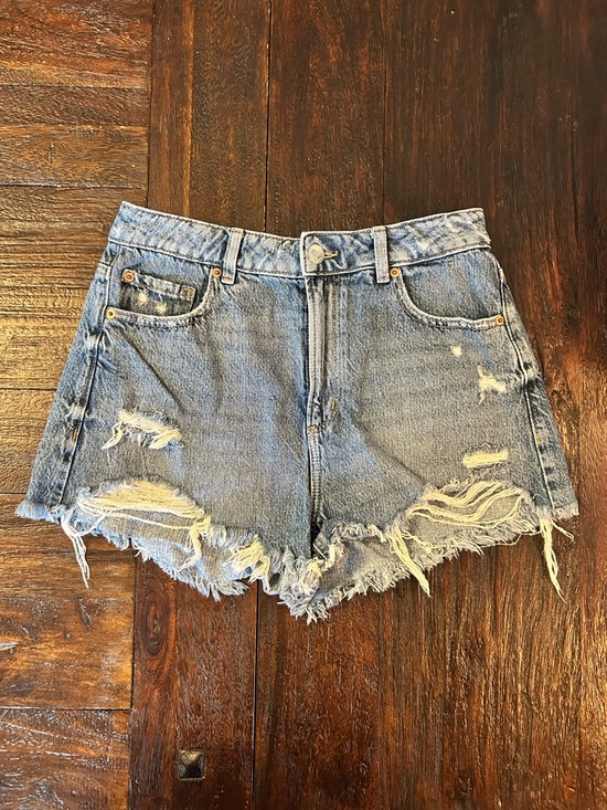 Garage Pants - Garage Denim Festival High-Rise Distressed Denim Frayed Hem Jean Shorts